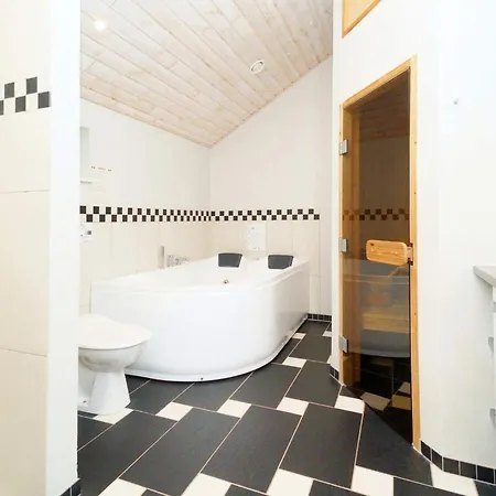 10 Person Holiday In R Dby Ferienhaus *