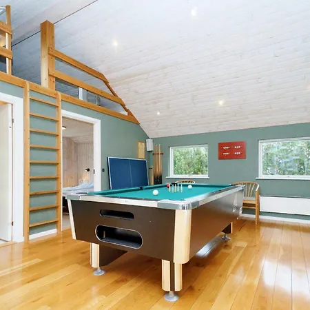 10 Person Holiday In R Dby * Rødby