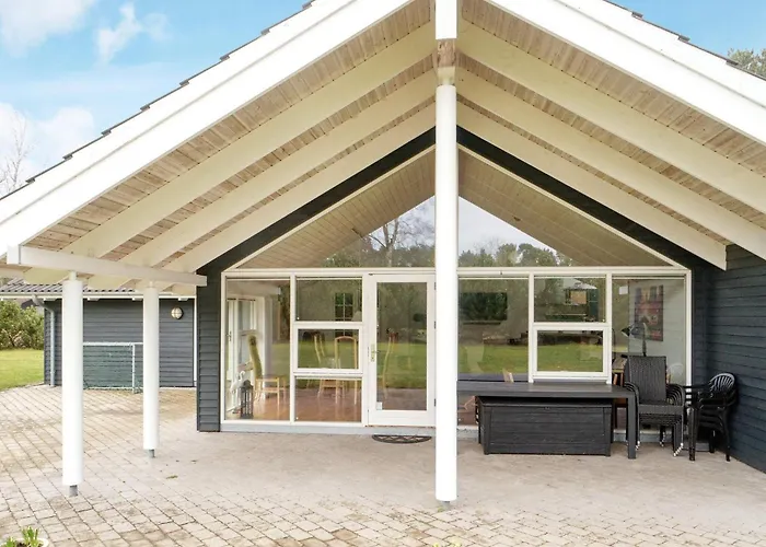 10 Person Holiday In R Dby Nyaraló Rødby